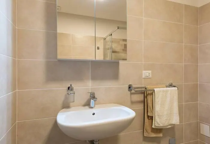 Bilo Via Bellinzona Διαμέρισμα